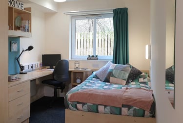 1 bed flat, Ashby Road, City Centre, Loughborough, LE113QU - Image 2